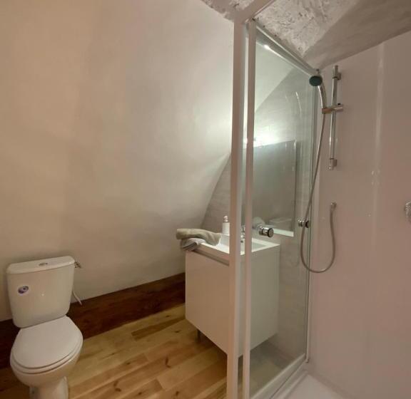 פנסיון L Oustaliere