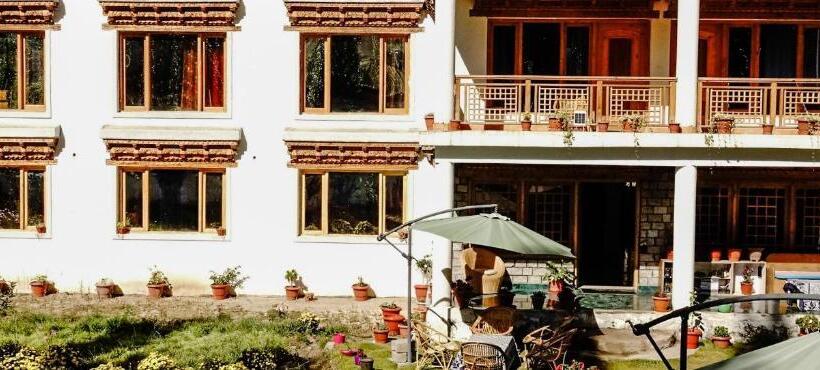 פנסיון Ladakh Eco House