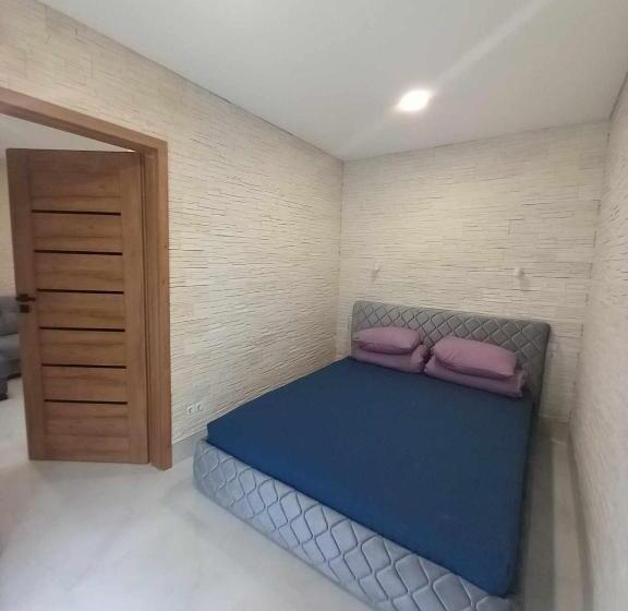 پانسیون Lt11 777 Edition