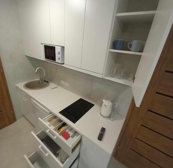 پانسیون Lt11 777 Edition