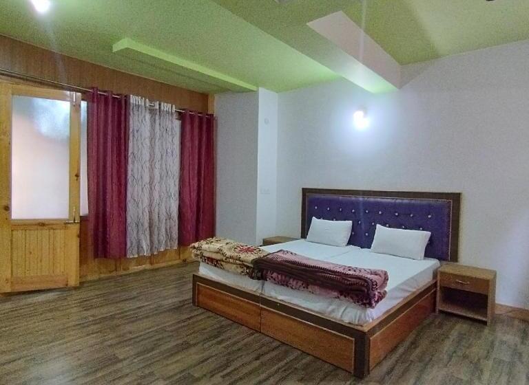 膳宿费 Pamir Holiday