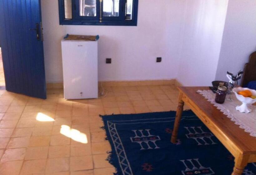 פנסיון Room In Guest Room Room In Villa Lair De La Mer