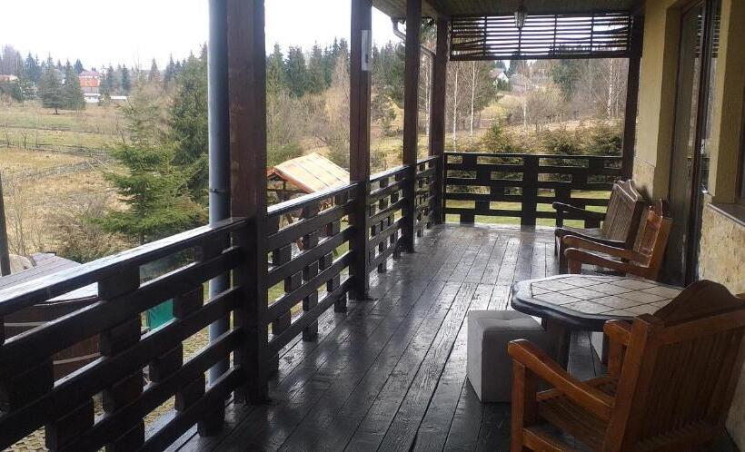 פנסיון Vila Vals Belis