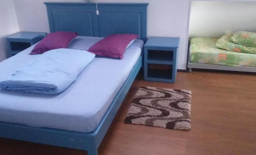 פנסיון Vila Vals Belis