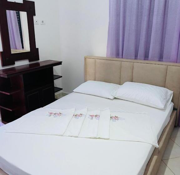 פנסיון Villa Aristoteli