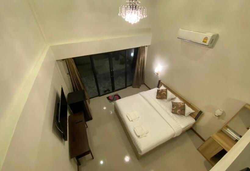 استراحتگاه Piumsuk Villa
