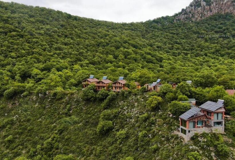 ユースホステル Harsnadzor Eco Resort