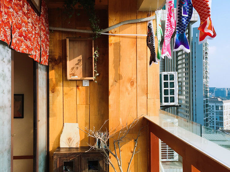 ユースホステル Living Art Museum Inn