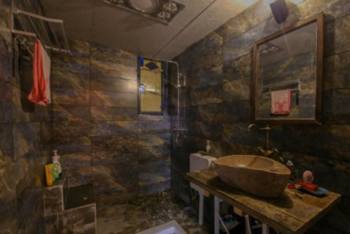 ユースホステル Living Art Museum Inn