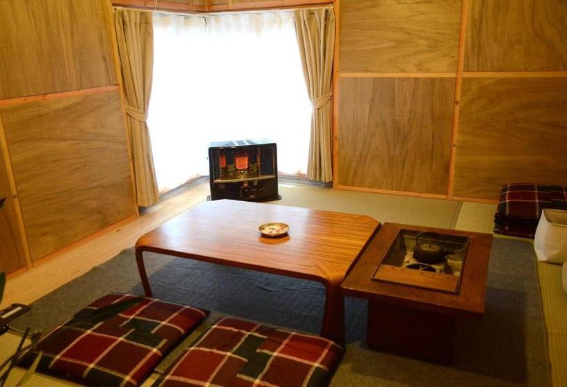 Albergue Sai No Tsuno Guest House