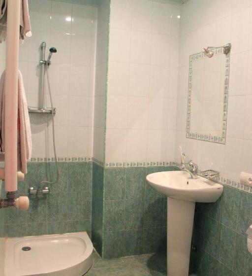 Argavand Hotel & Restaurant Complex