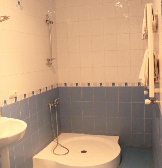 Argavand Hotel & Restaurant Complex