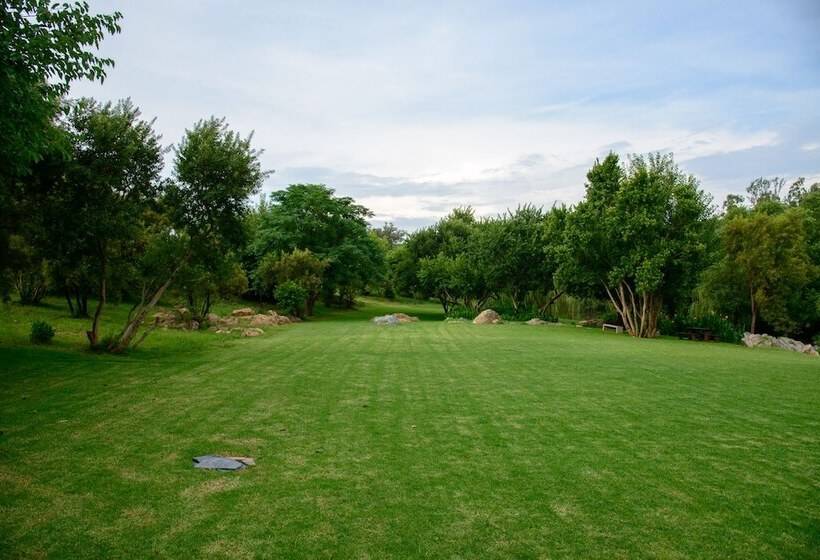 민박 23 On Riverside