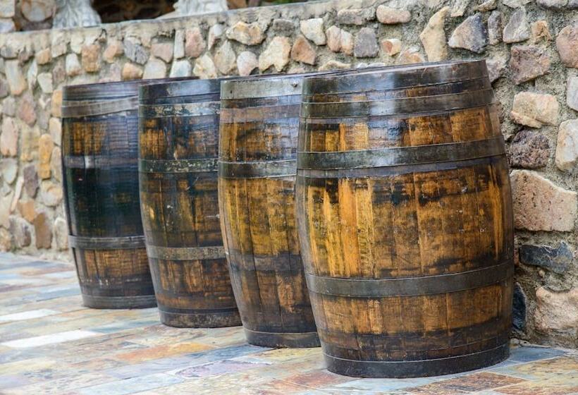 민박 23 On Riverside