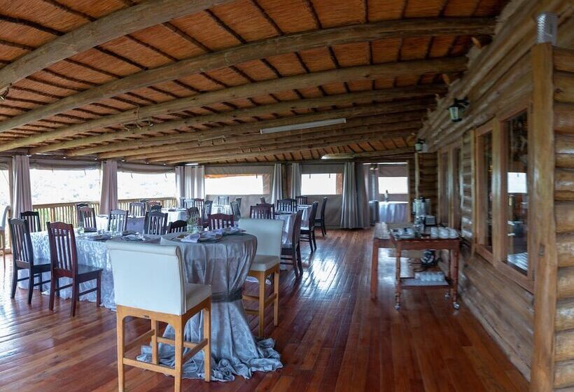 민박 23 On Riverside