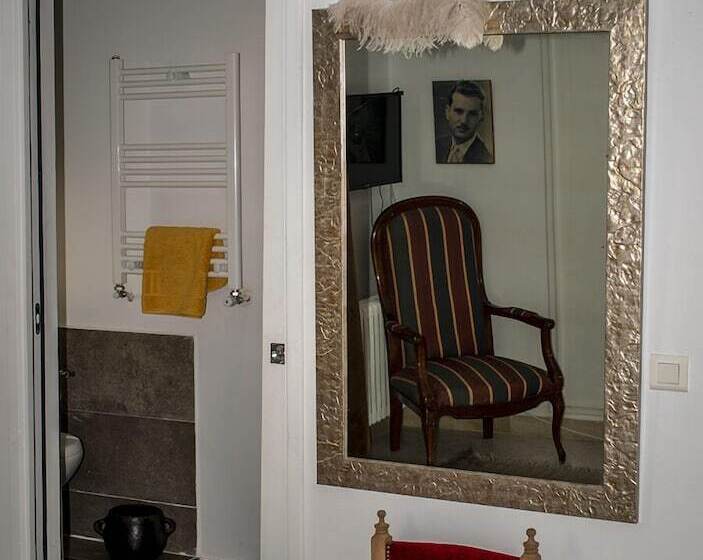 تختخواب و صبحانه Dar Esma