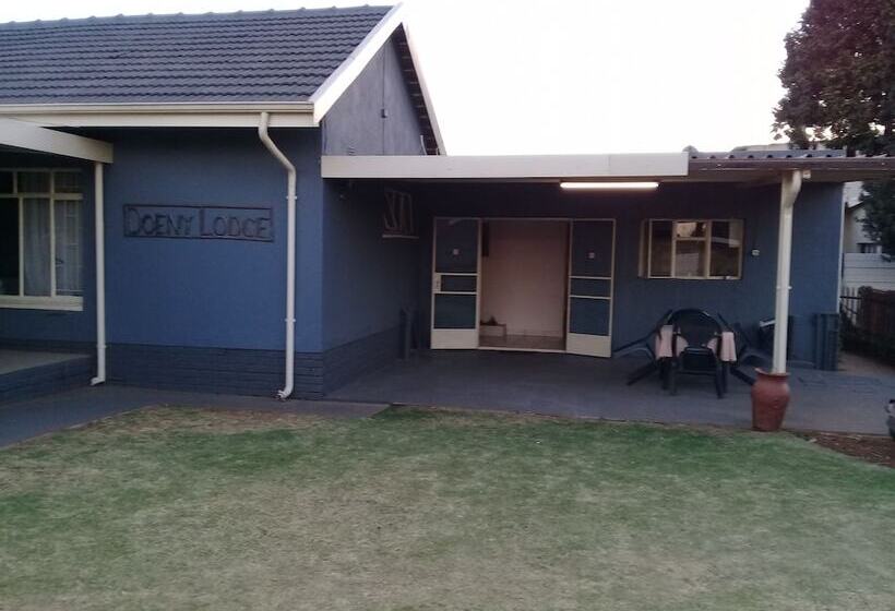 مبيت وإفطار Doeny Lodge