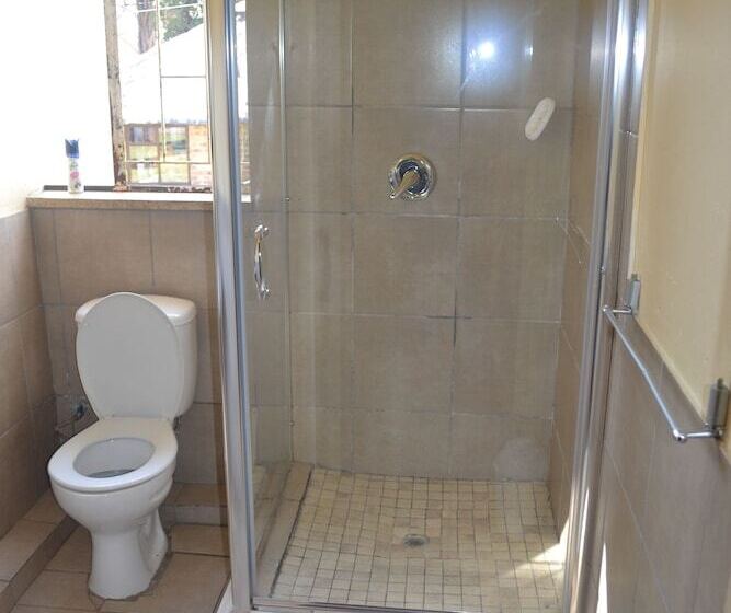 مبيت وإفطار Doeny Lodge