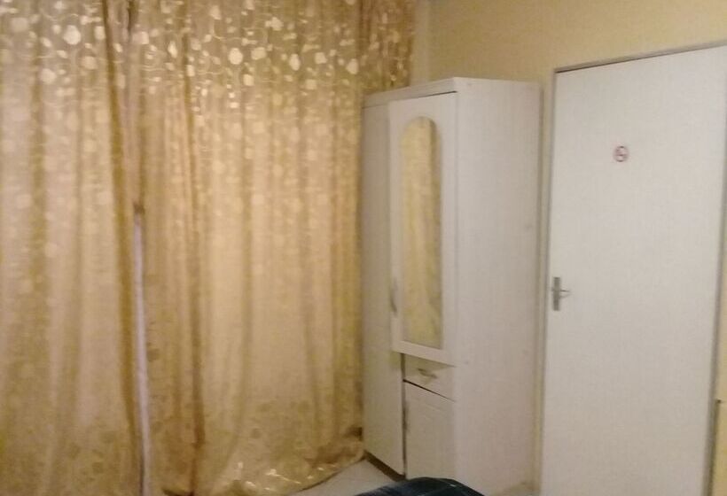 مبيت وإفطار Doeny Lodge