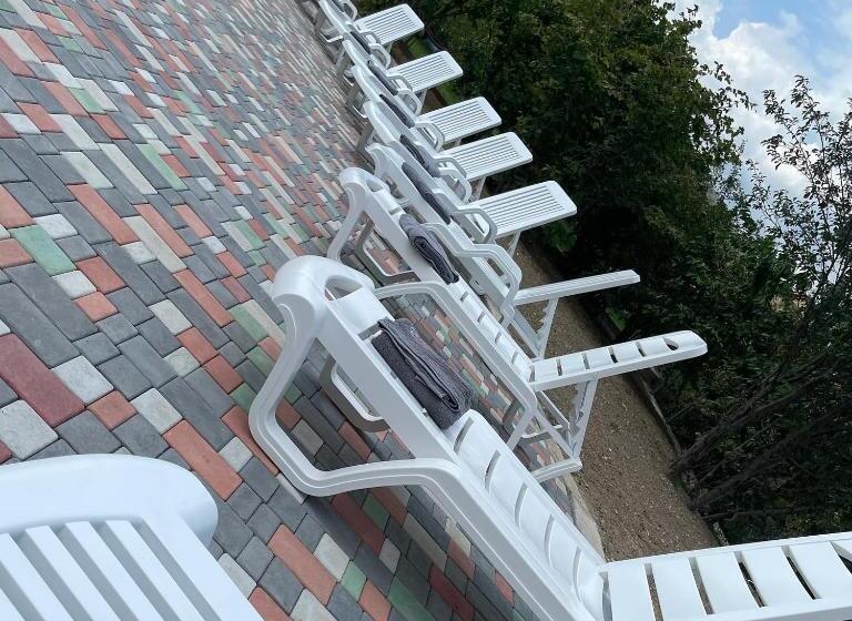 مبيت وإفطار Kamar Hotel Ijevan