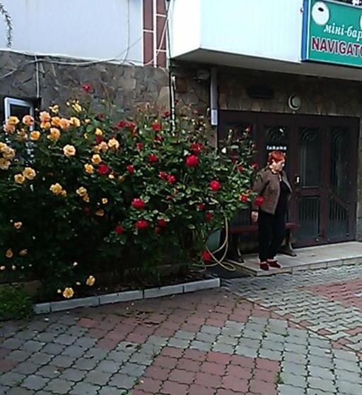 تختخواب و صبحانه Navigator