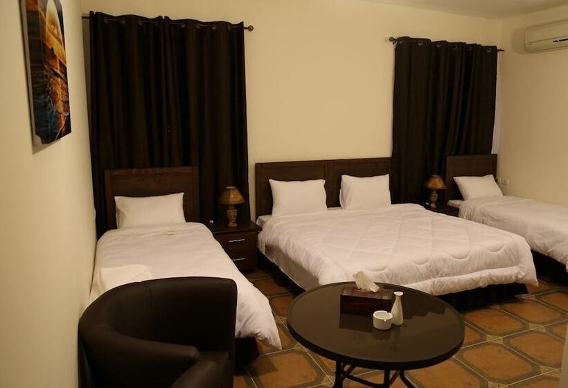 تختخواب و صبحانه Orient