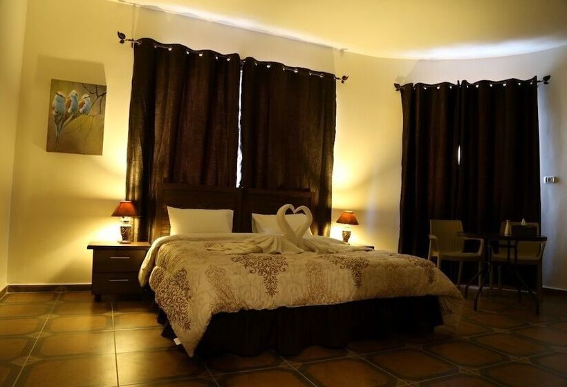 تختخواب و صبحانه Orient