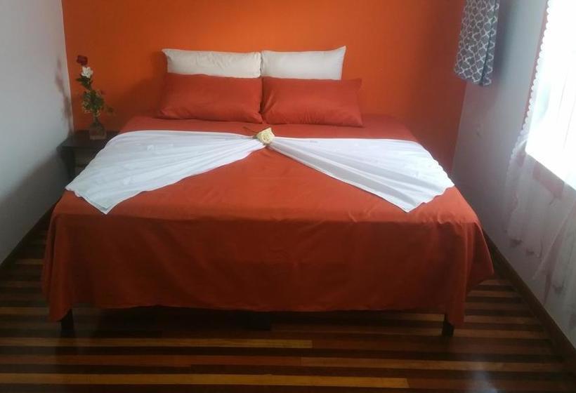 تختخواب و صبحانه Svilla