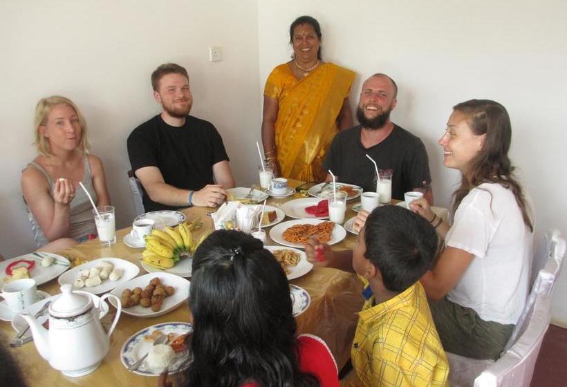 민박 Uppuveli Beach House