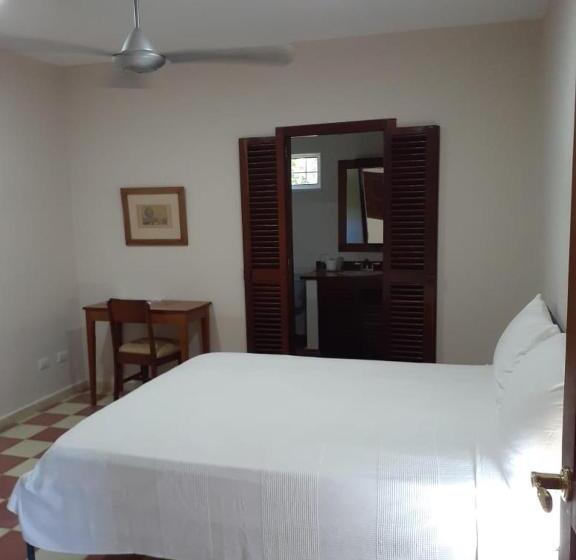 Villa Carolina Bed And Breakfast