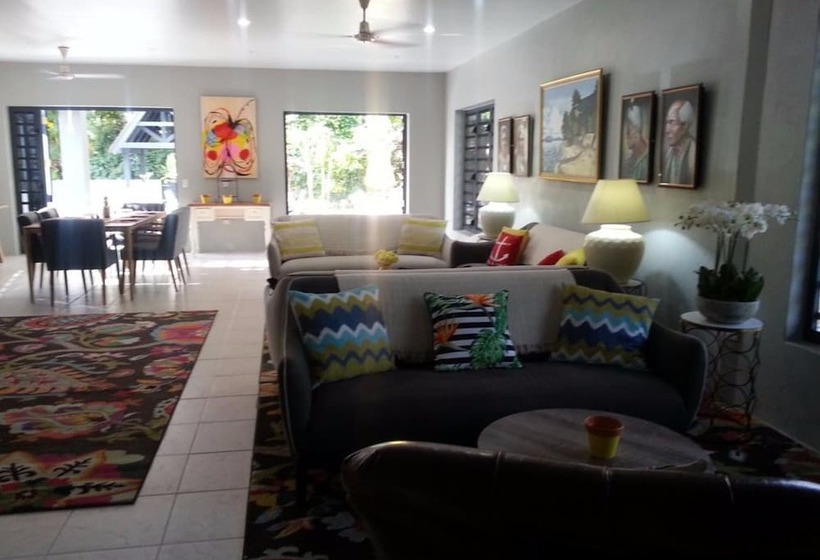 تختخواب و صبحانه Wellesley Hotel Rarotonga