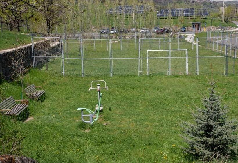 酒店 Arzni Health Resort