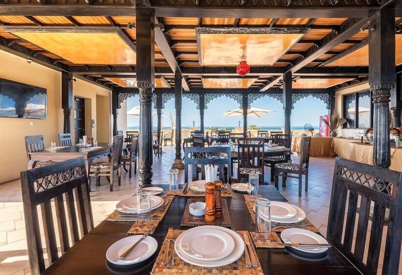 酒店 Golden Tulip Stone Town Boutique