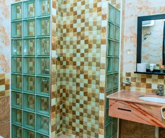 酒店 Golden Tulip Stone Town Boutique