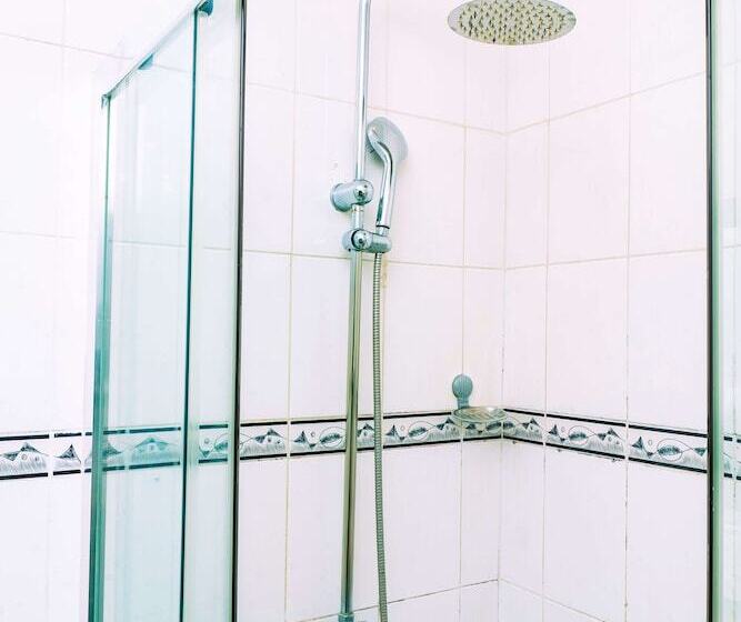 酒店 Golden Tulip Stone Town Boutique