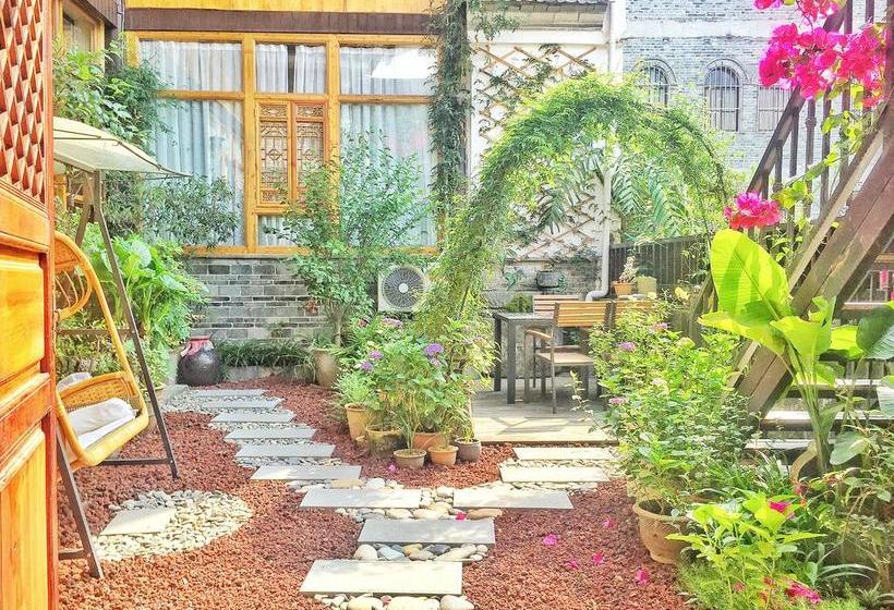 Отель Heshun Xinyue Boutique Inn