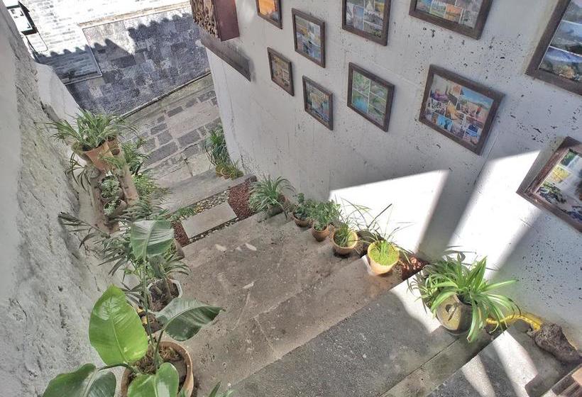 Отель Heshun Xinyue Boutique Inn