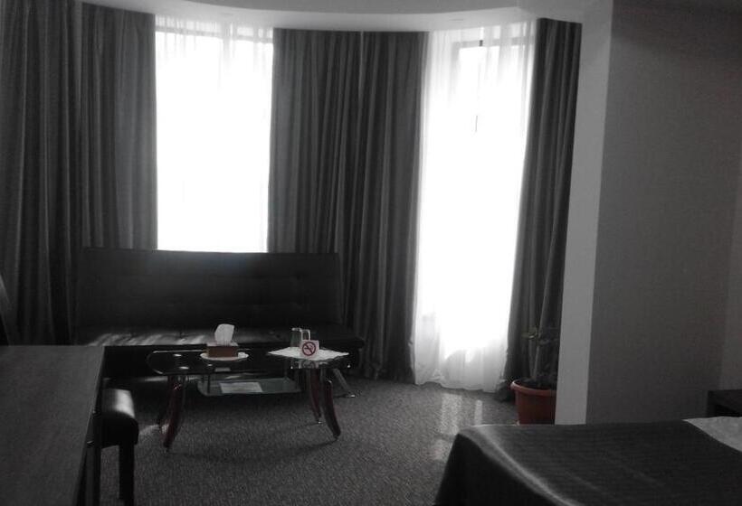 בית מלון כפרי Jermuk Verona Resort