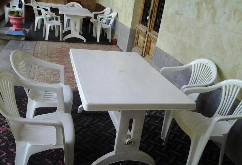 בית מלון כפרי Life