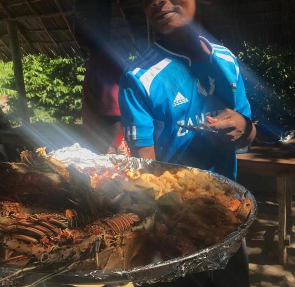 酒店 Mangrove Lodge