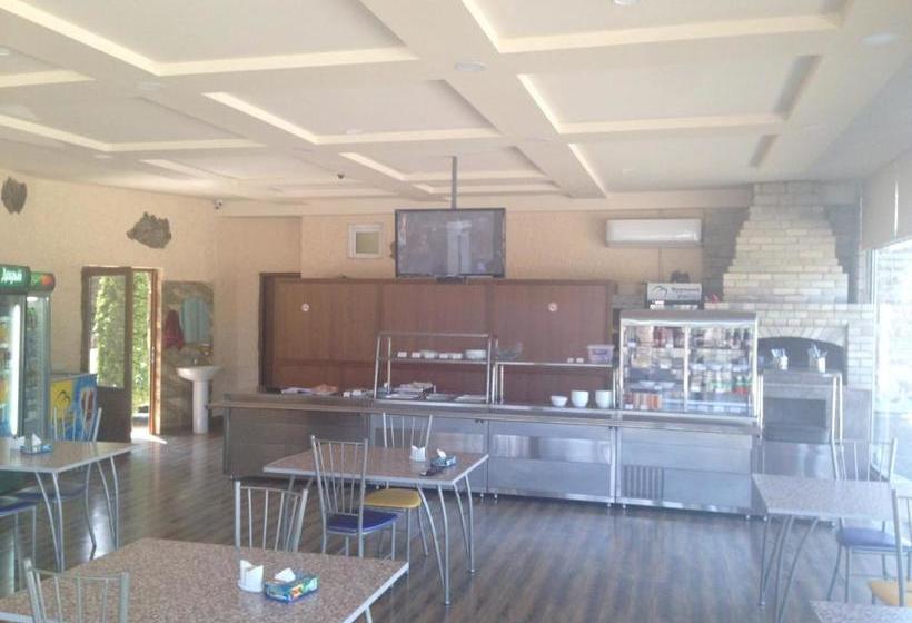 호텔 Mayisyan Kamurj