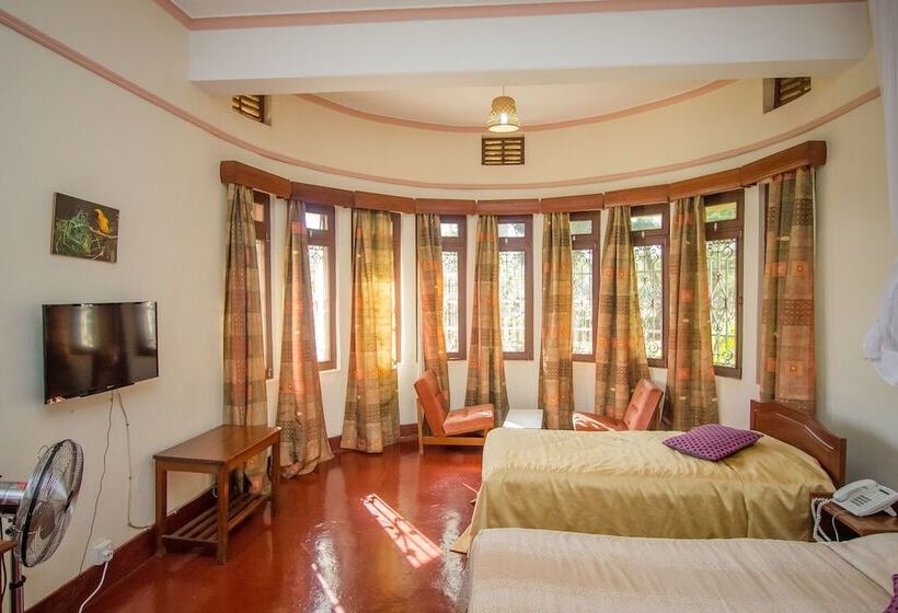 هتل Nile Anchor Palace