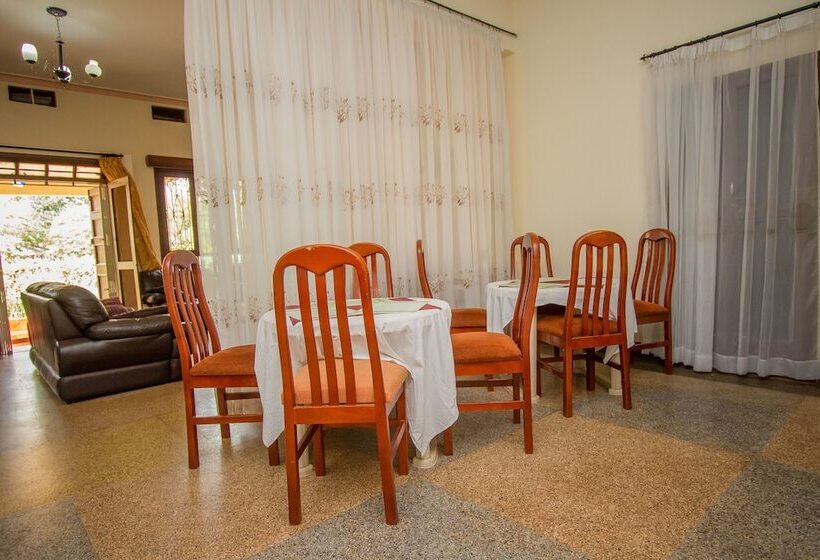 هتل Nile Anchor Palace