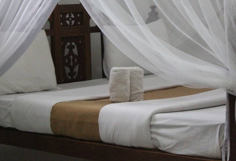 בית מלון כפרי Safari Lodge