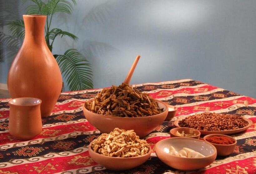 Vayk Hotel And Tourism Center