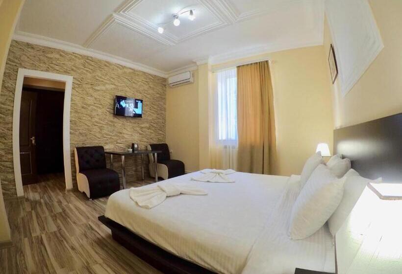 Vayk Hotel And Tourism Center