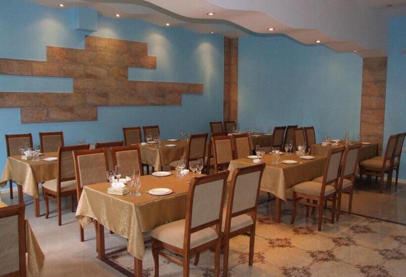 Vayk Hotel And Tourism Center