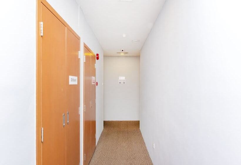 בית מלון כפרי Ariana Iskandar