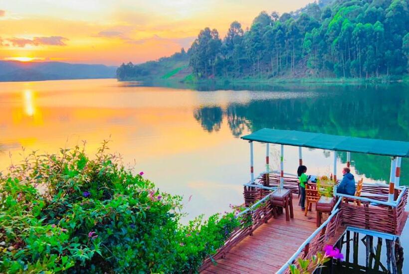 Lake Bunyonyi Rock Resort