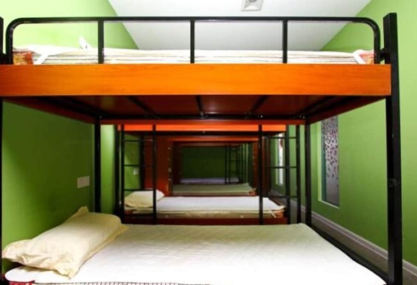 Meet Int L Youth Hostel Pichaiyuan